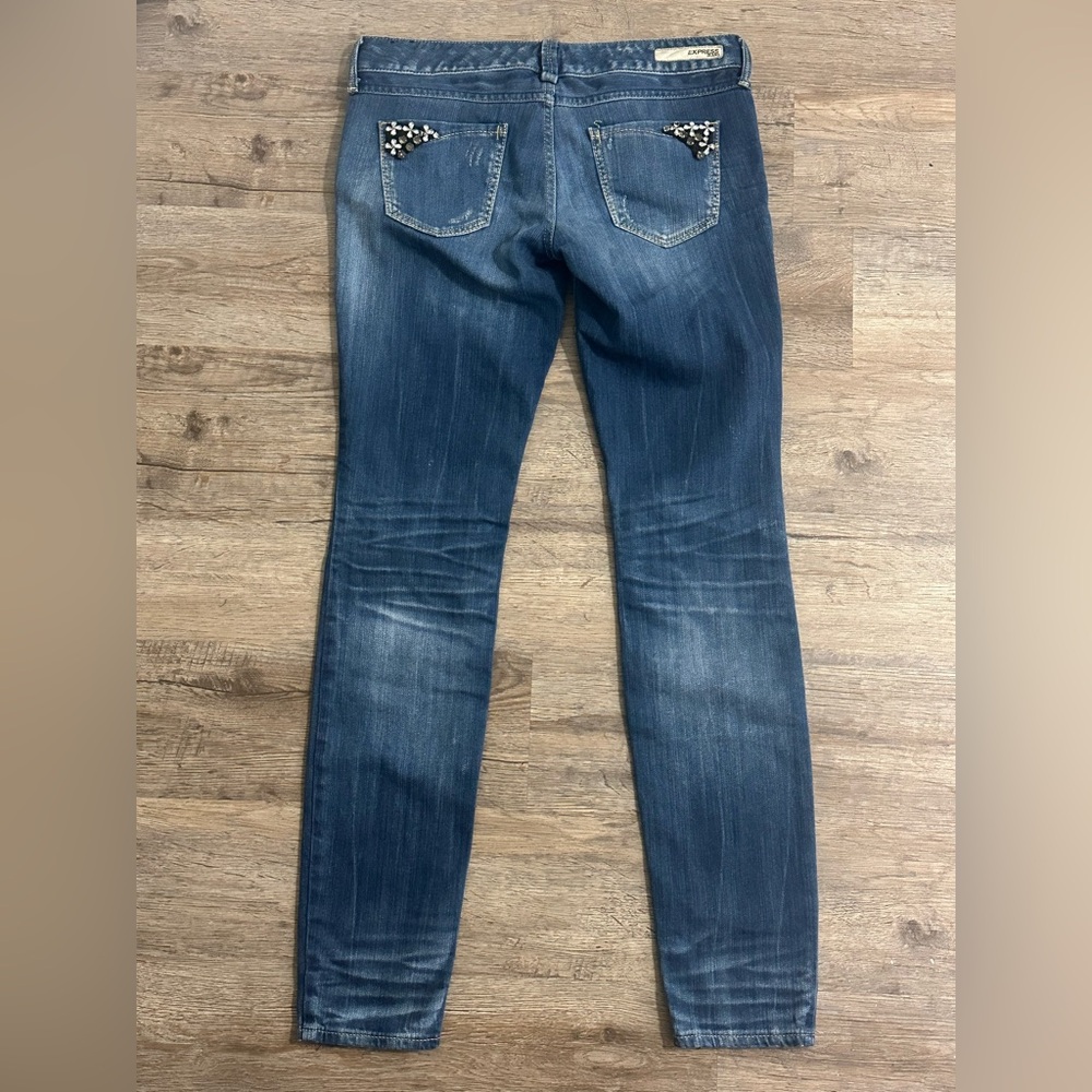 Express Jeans - Picture 3 of 6